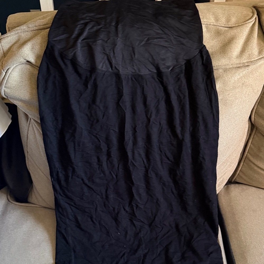 Old Navy Black Maternity Top
